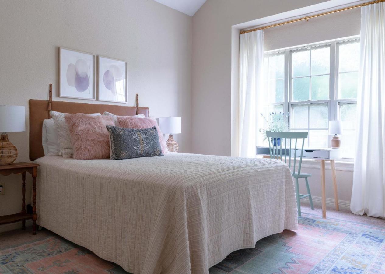 Cottage Getaway - Quiet Cottage Charm Near U Of A Fayetteville Exteriér fotografie